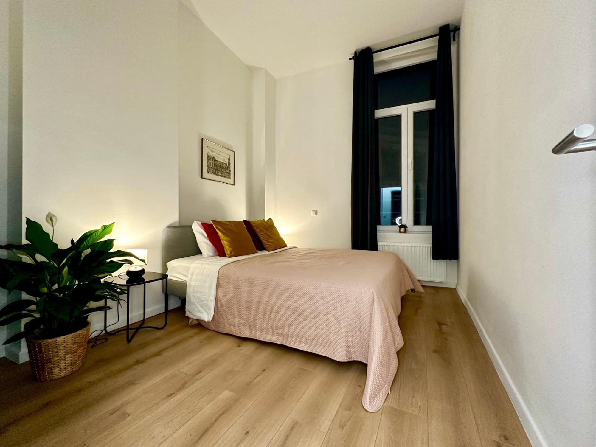 Luxury Suites Mons By Rikas Hotels מראה חיצוני תמונה