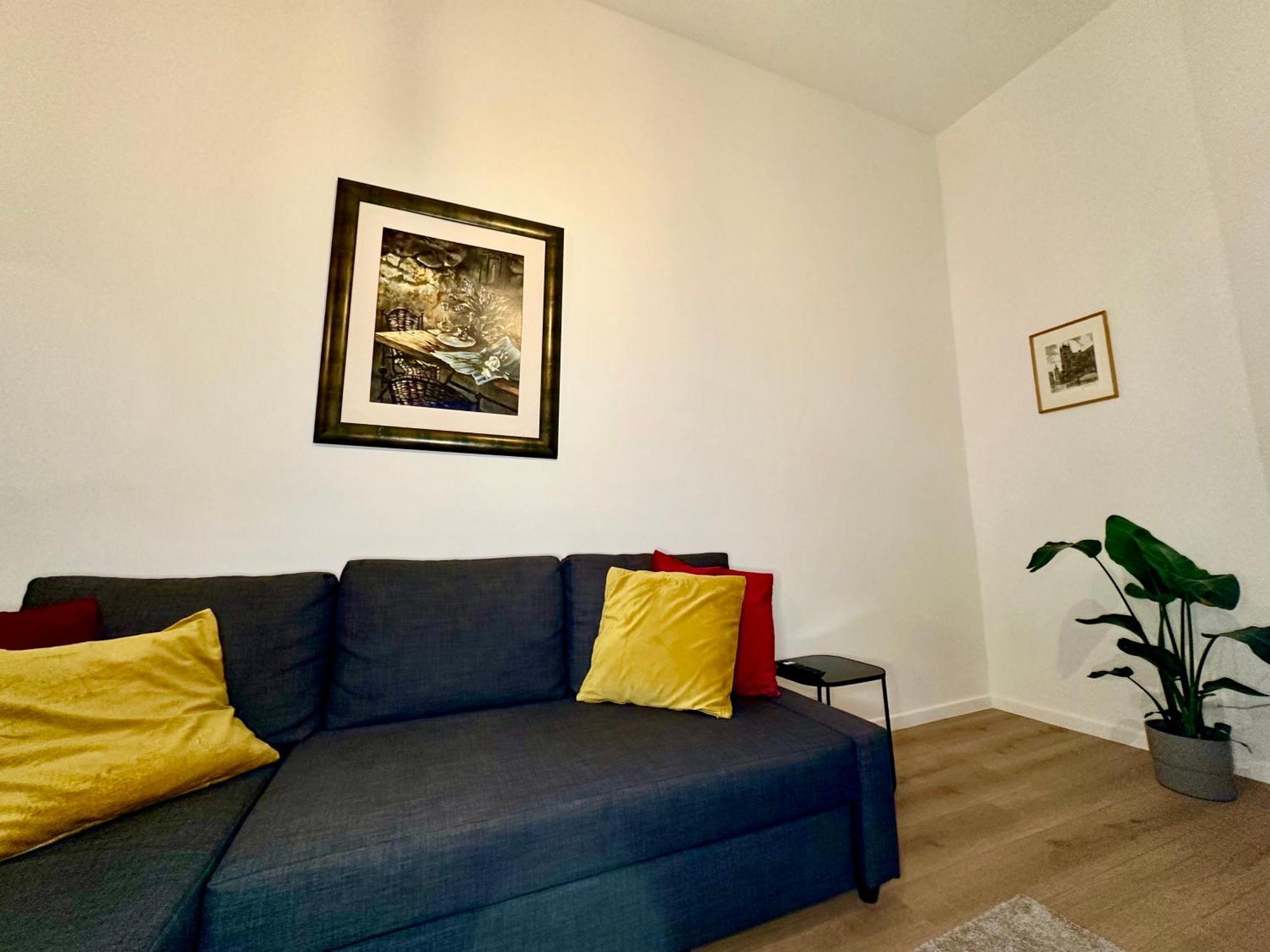 Luxury Suites Mons By Rikas Hotels מראה חיצוני תמונה