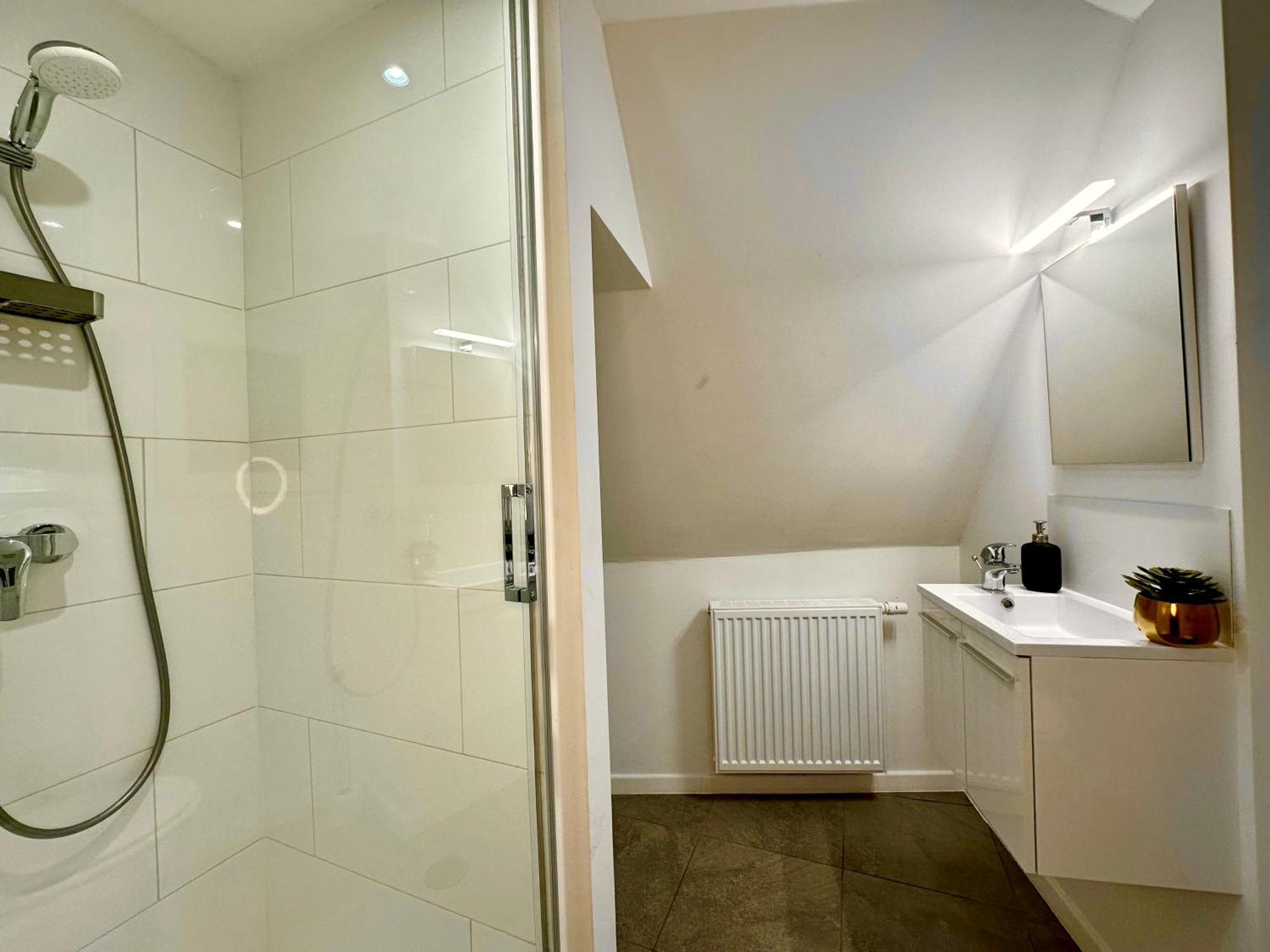 Luxury Suites Mons By Rikas Hotels מראה חיצוני תמונה